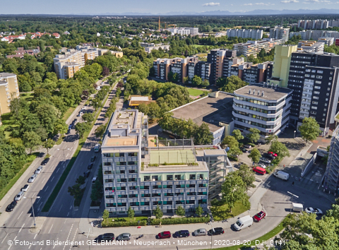 09.09.2020 - Luftbilder vom Karl-Marx-Ring 52-62 und Marx-Zentrum mit Umgebung
