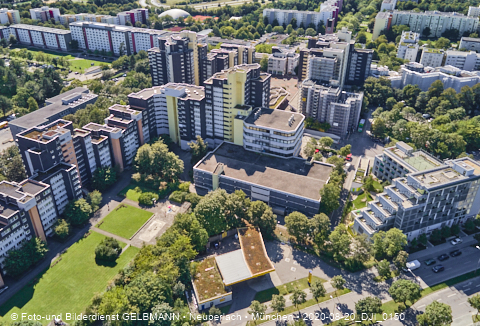 09.09.2020 - Luftbilder vom Karl-Marx-Ring 52-62 und Marx-Zentrum mit Umgebung