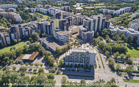 09.09.2020 - Luftbilder vom Karl-Marx-Ring 52-62 und Marx-Zentrum mit Umgebung