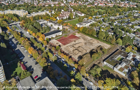 08.10.2020 - Baustelle zur neuen Grundschule am Karl-Marx-Ring in Neuperlach 