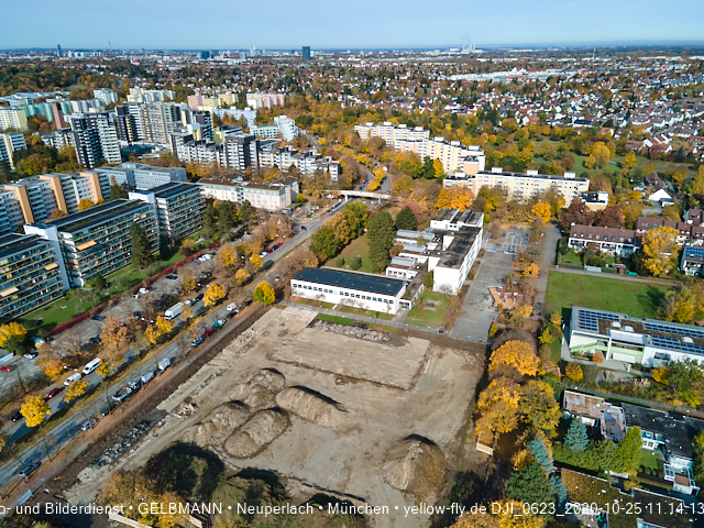 25.10.2020 - Baustelle zur neuen Grundschule am Karl-Marx-Ring