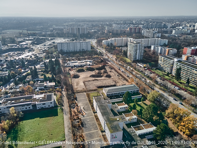 09.11.2020 - Grundschule am Karl-Marx-Ring in Neuperlach
