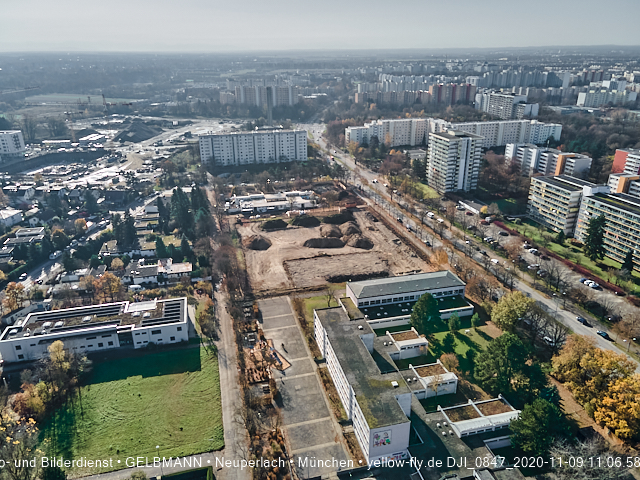 09.11.2020 - Grundschule am Karl-Marx-Ring in Neuperlach