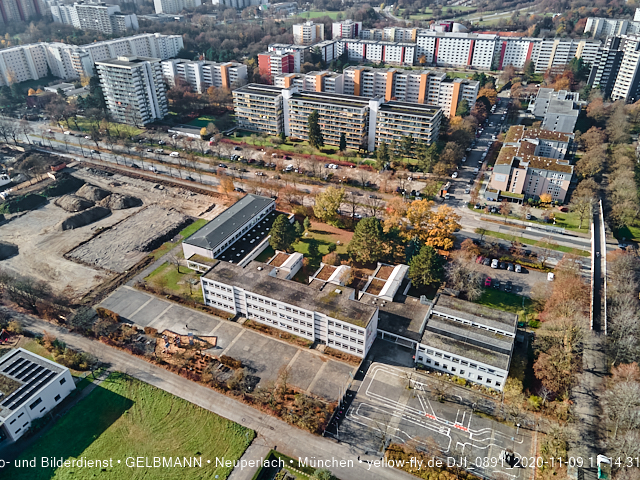 09.11.2020 - Grundschule am Karl-Marx-Ring in Neuperlach