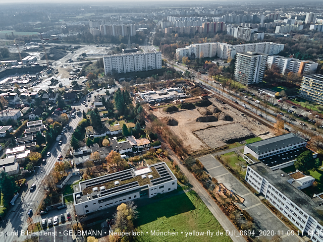 09.11.2020 - Grundschule am Karl-Marx-Ring in Neuperlach