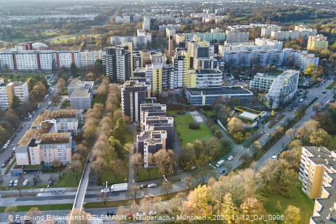 11.12.2020- das Marx-Zentrum und Wohnanlage am Karl-MArx-Ring 52-62 in Neuperlach