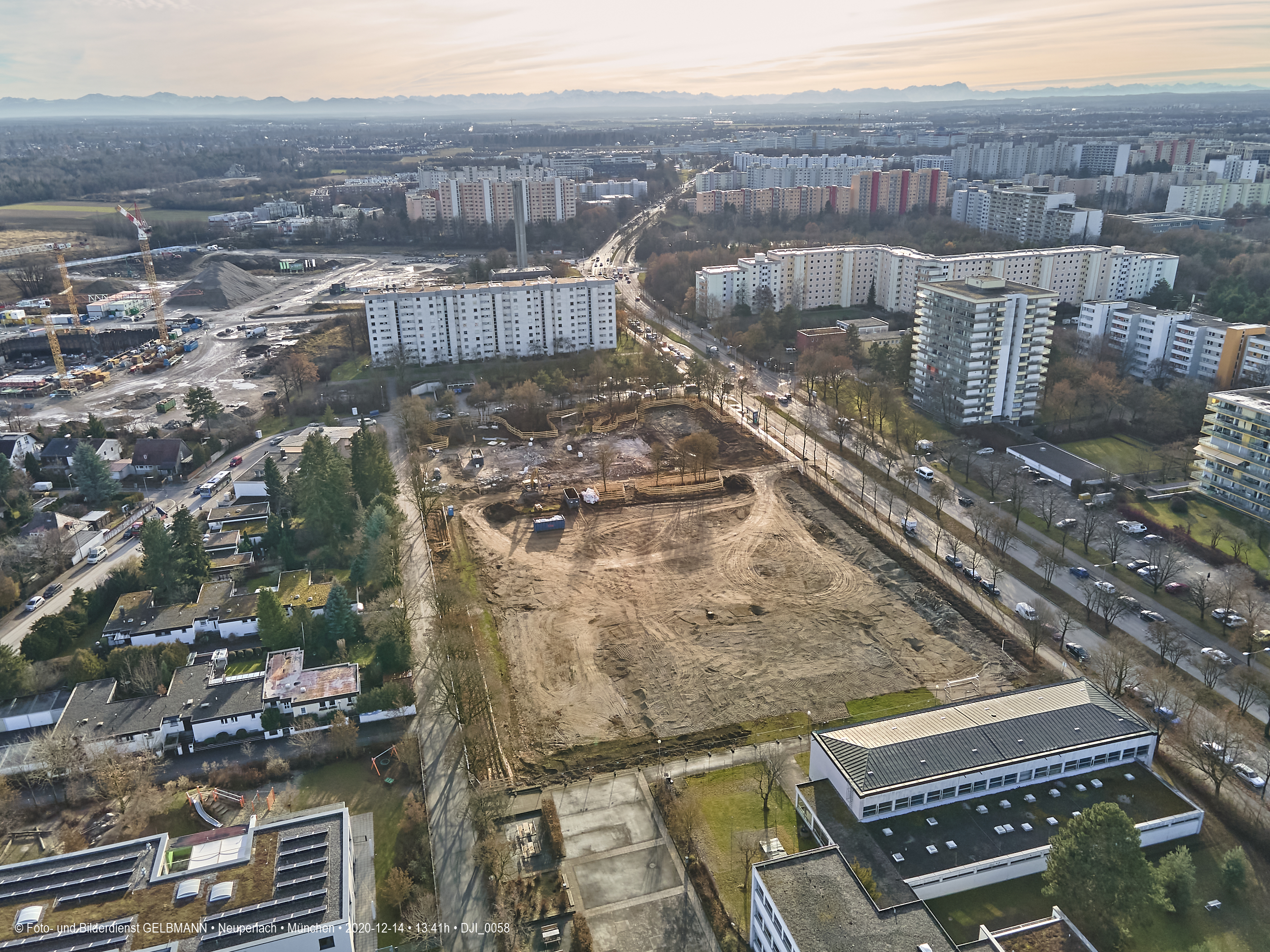 14.12.2020 - die Baustelle zur neuen Grundschule in Neuperlach