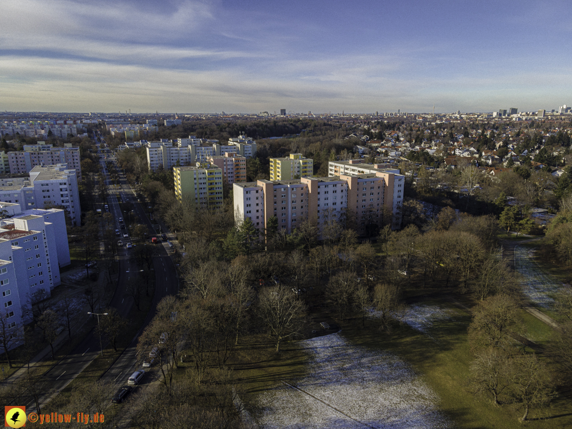 04.02.2021 - Marx-Zentrum und Karl-Marx-Ring 52-62 in Neuperlach