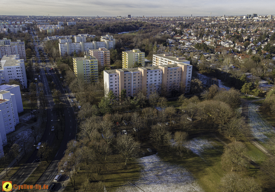 04.02.2021 - Marx-Zentrum und Karl-Marx-Ring 52-62 in Neuperlach