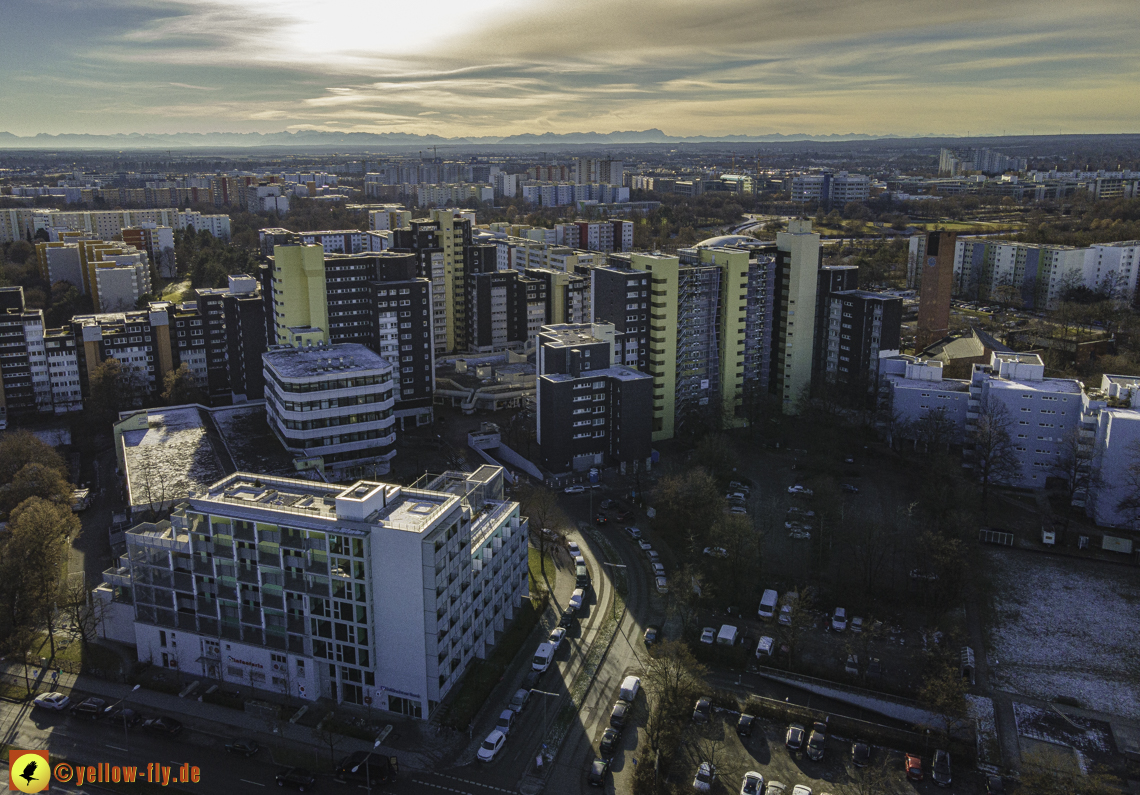 04.02.2021 - Marx-Zentrum und Karl-Marx-Ring 52-62 in Neuperlach
