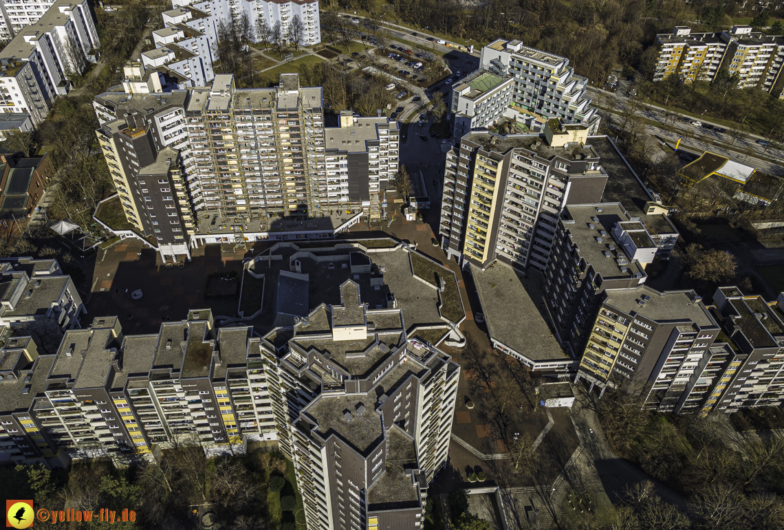 04.02.2021 - Marx-Zentrum und Karl-Marx-Ring 52-62 in Neuperlach