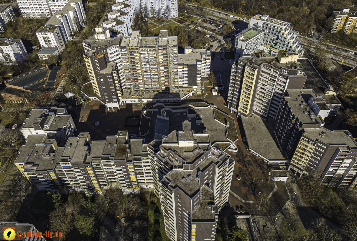 04.02.2021 - Marx-Zentrum und Karl-Marx-Ring 52-62 in Neuperlach