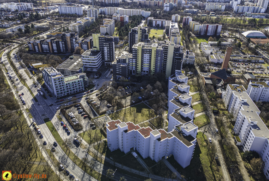 04.02.2021 - Marx-Zentrum und Karl-Marx-Ring 52-62 in Neuperlach