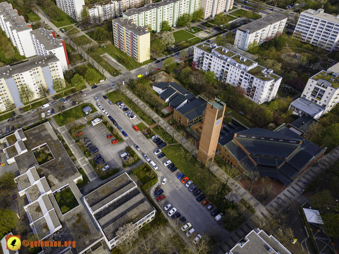 30.04.2021 - Fassadensanierung am Karl-Marx-Ring 52-62 und Marx-Zentrum