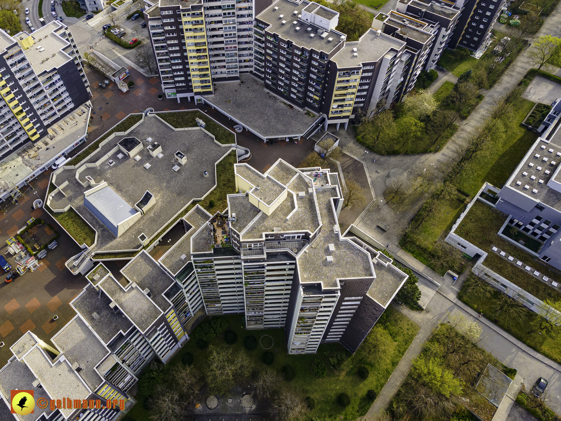 30.04.2021 - Fassadensanierung am Karl-Marx-Ring 52-62 und Marx-Zentrum