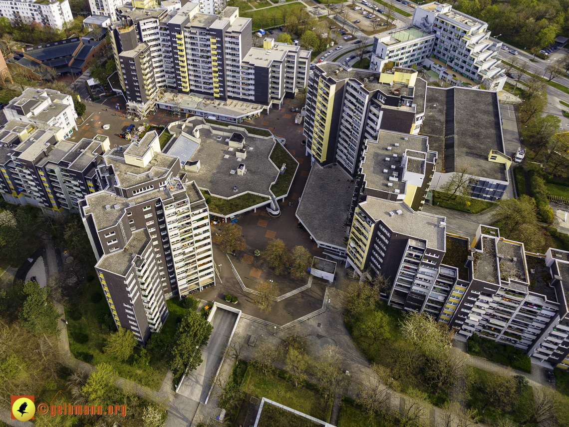 30.04.2021 - Fassadensanierung am Karl-Marx-Ring 52-62 und Marx-Zentrum