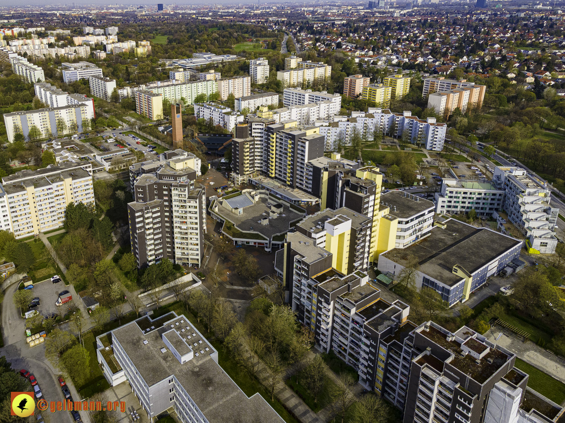 30.04.2021 - Fassadensanierung am Karl-Marx-Ring 52-62 und Marx-Zentrum