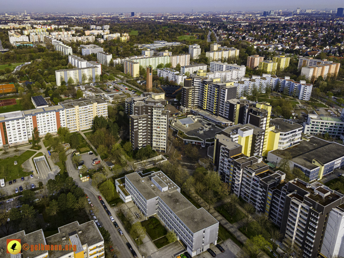 30.04.2021 - Fassadensanierung am Karl-Marx-Ring 52-62 und Marx-Zentrum