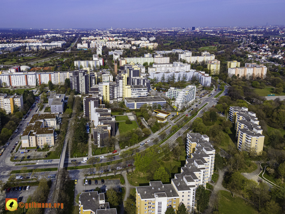 30.04.2021 - Fassadensanierung am Karl-Marx-Ring 52-62 und Marx-Zentrum