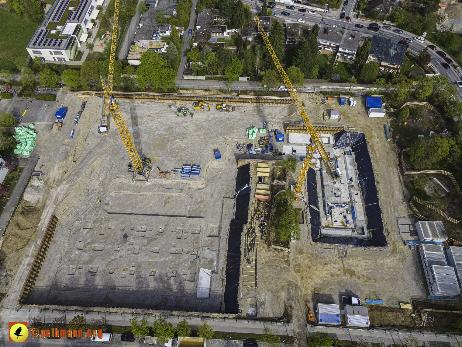 08.05.2021 - Luftbilder Marx-Zentrum und Wohnanalge Karl-Marx-Ring 52-62 in Neuperlach