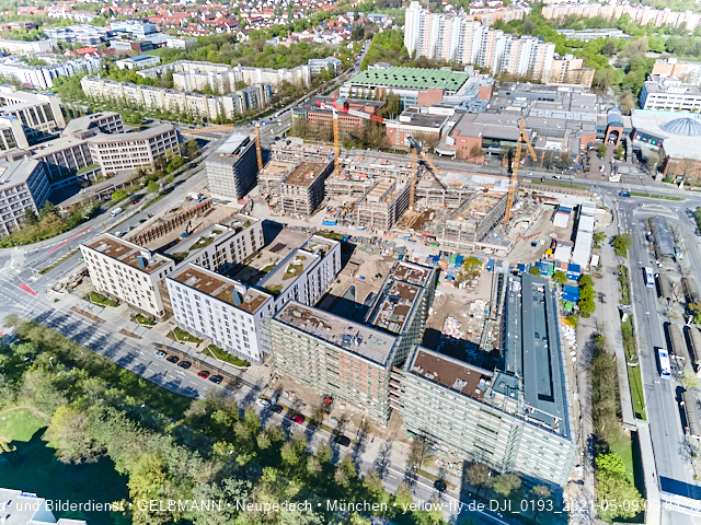 09.05.2021 - Rentenversicherung neben SVN-Sportanlage und Neubau von PerlachPlaza 
