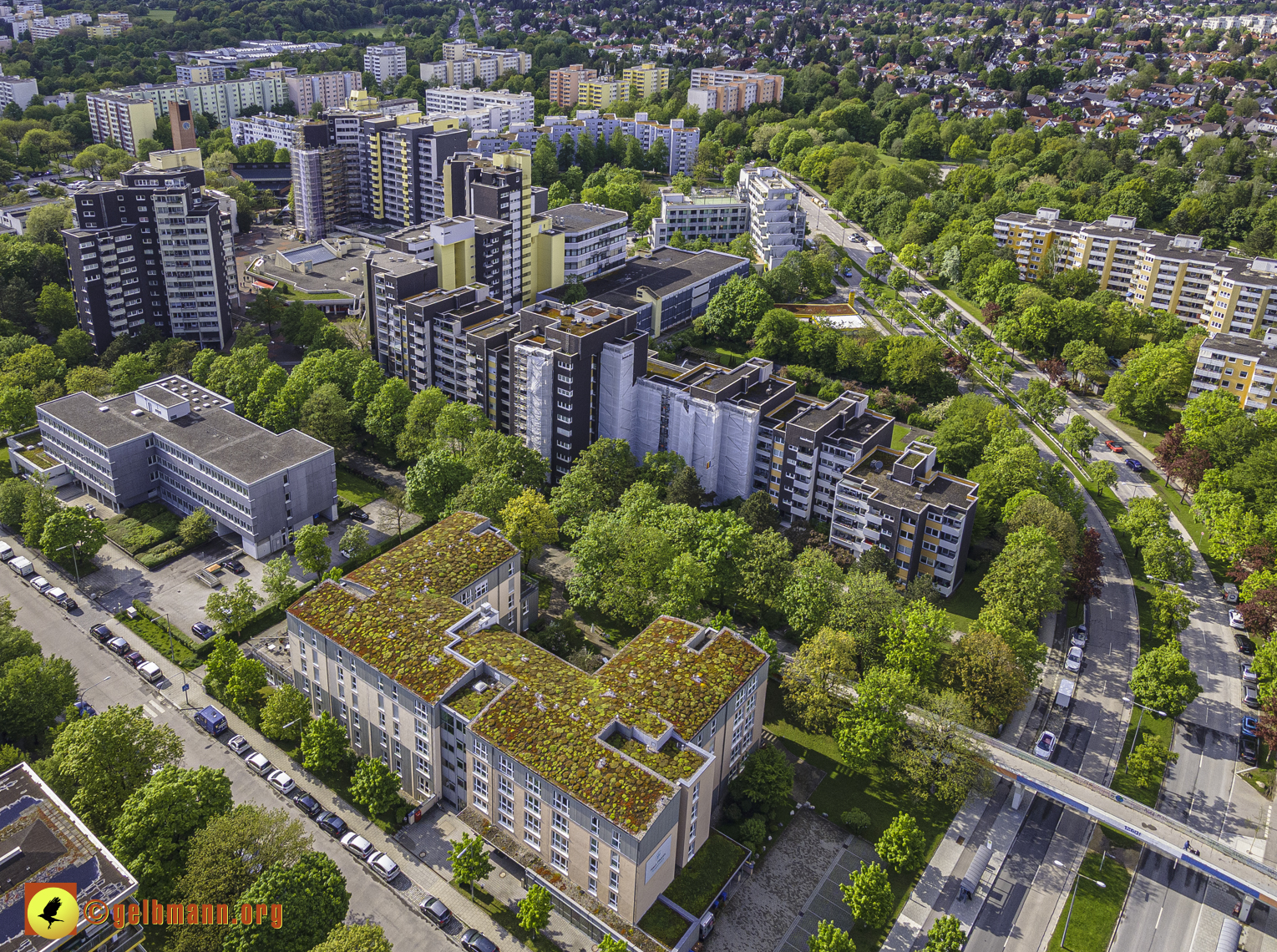 19.05.2021 - Großsanierung im Marx-Zentrum und kleine Sanierung am Karl-Marx-Ring 25-62