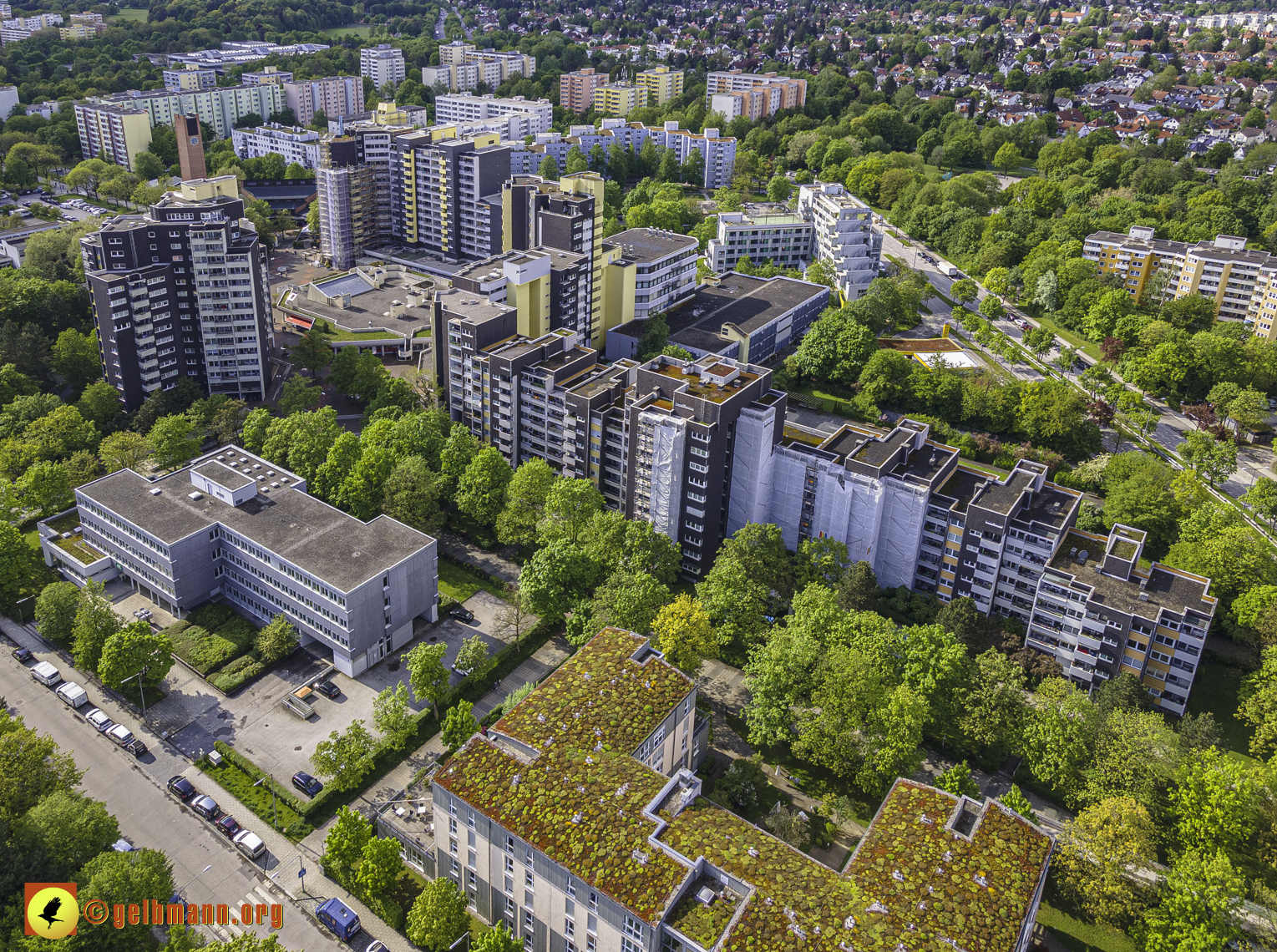 19.05.2021 - Großsanierung im Marx-Zentrum und kleine Sanierung am Karl-Marx-Ring 25-62