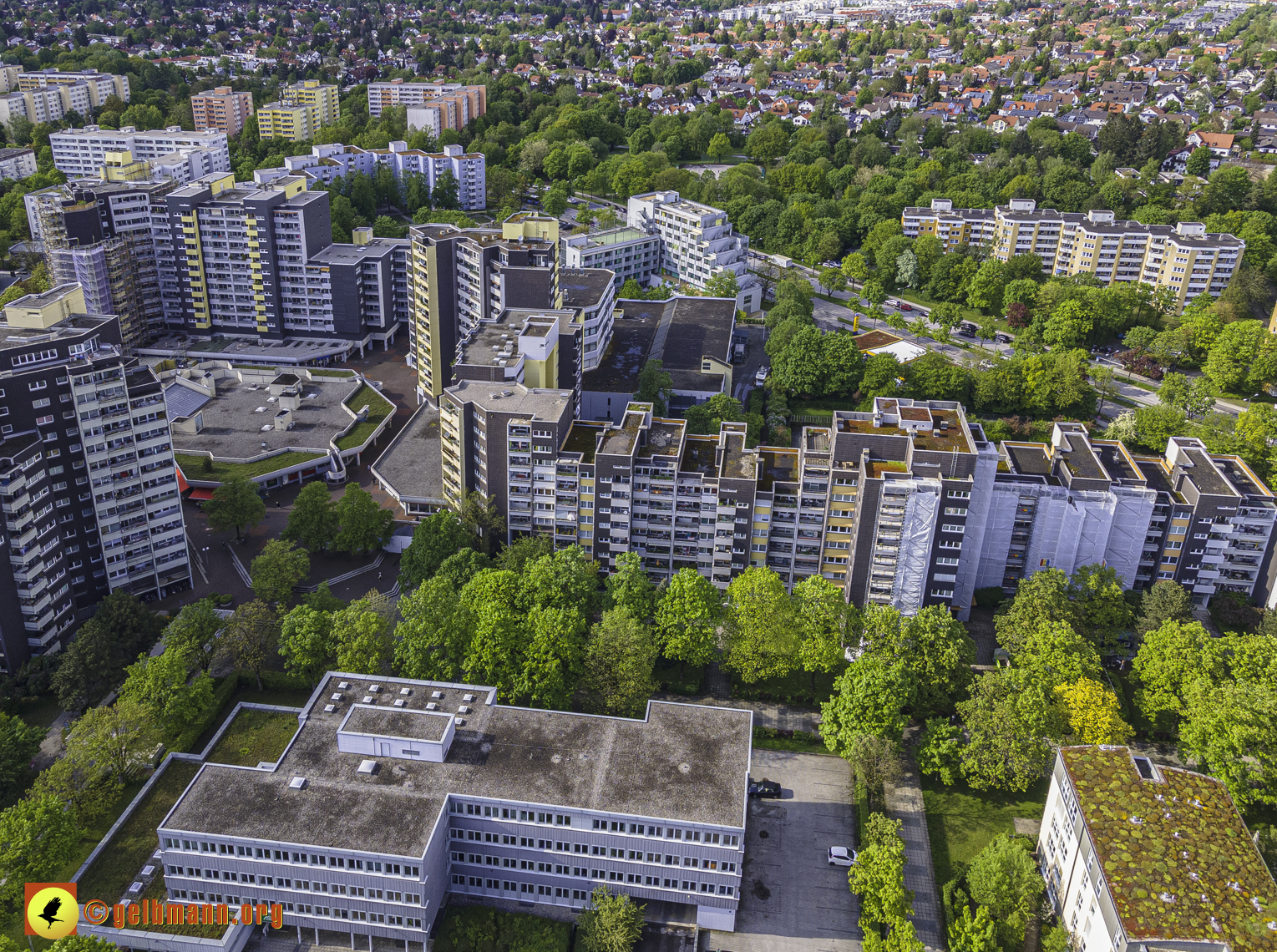 19.05.2021 - Großsanierung im Marx-Zentrum und kleine Sanierung am Karl-Marx-Ring 25-62