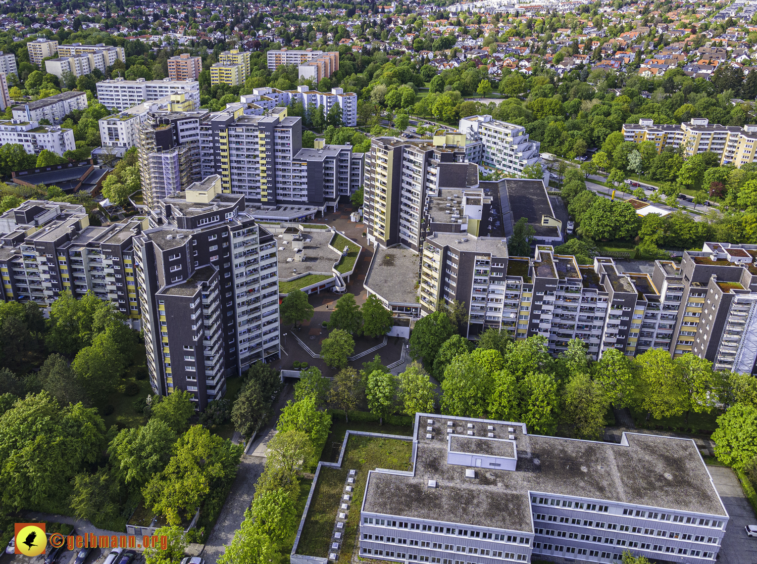 19.05.2021 - Großsanierung im Marx-Zentrum und kleine Sanierung am Karl-Marx-Ring 25-62