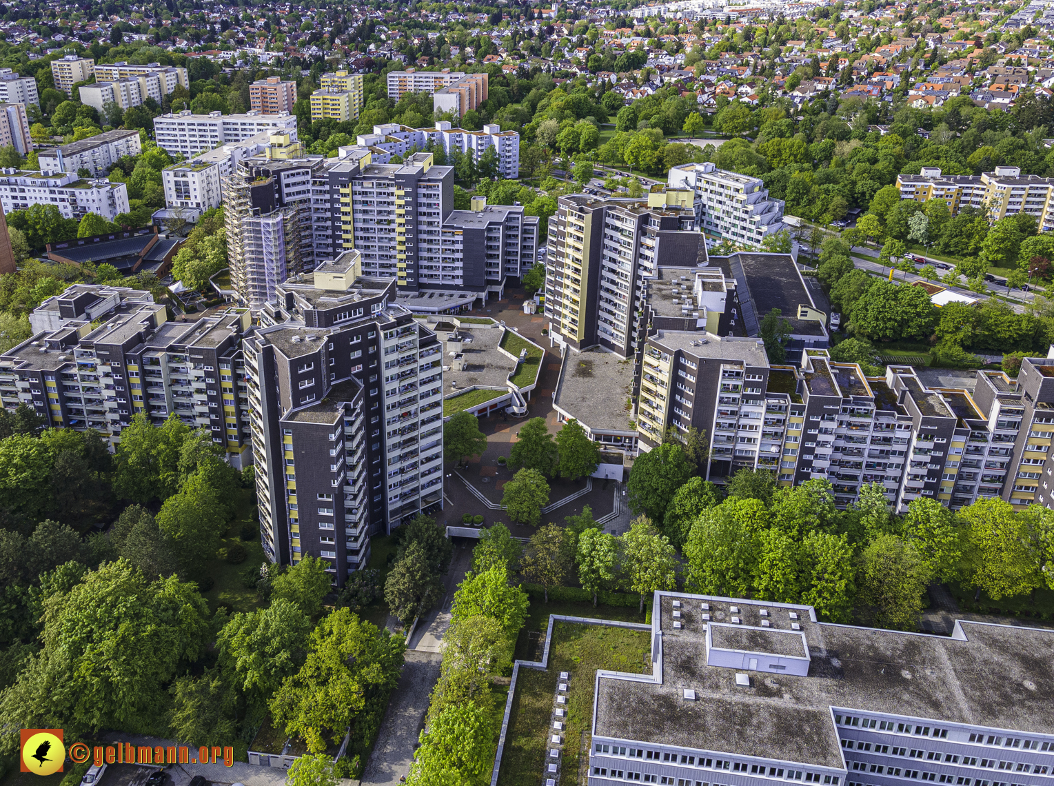 19.05.2021 - Großsanierung im Marx-Zentrum und kleine Sanierung am Karl-Marx-Ring 25-62