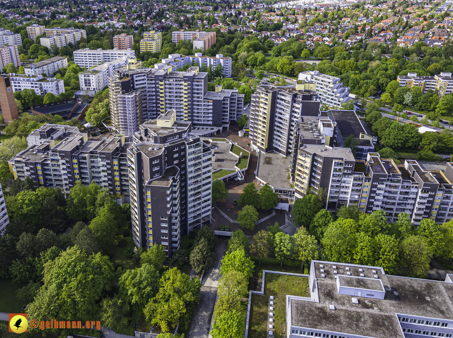 19.05.2021 - Großsanierung im Marx-Zentrum und kleine Sanierung am Karl-Marx-Ring 25-62
