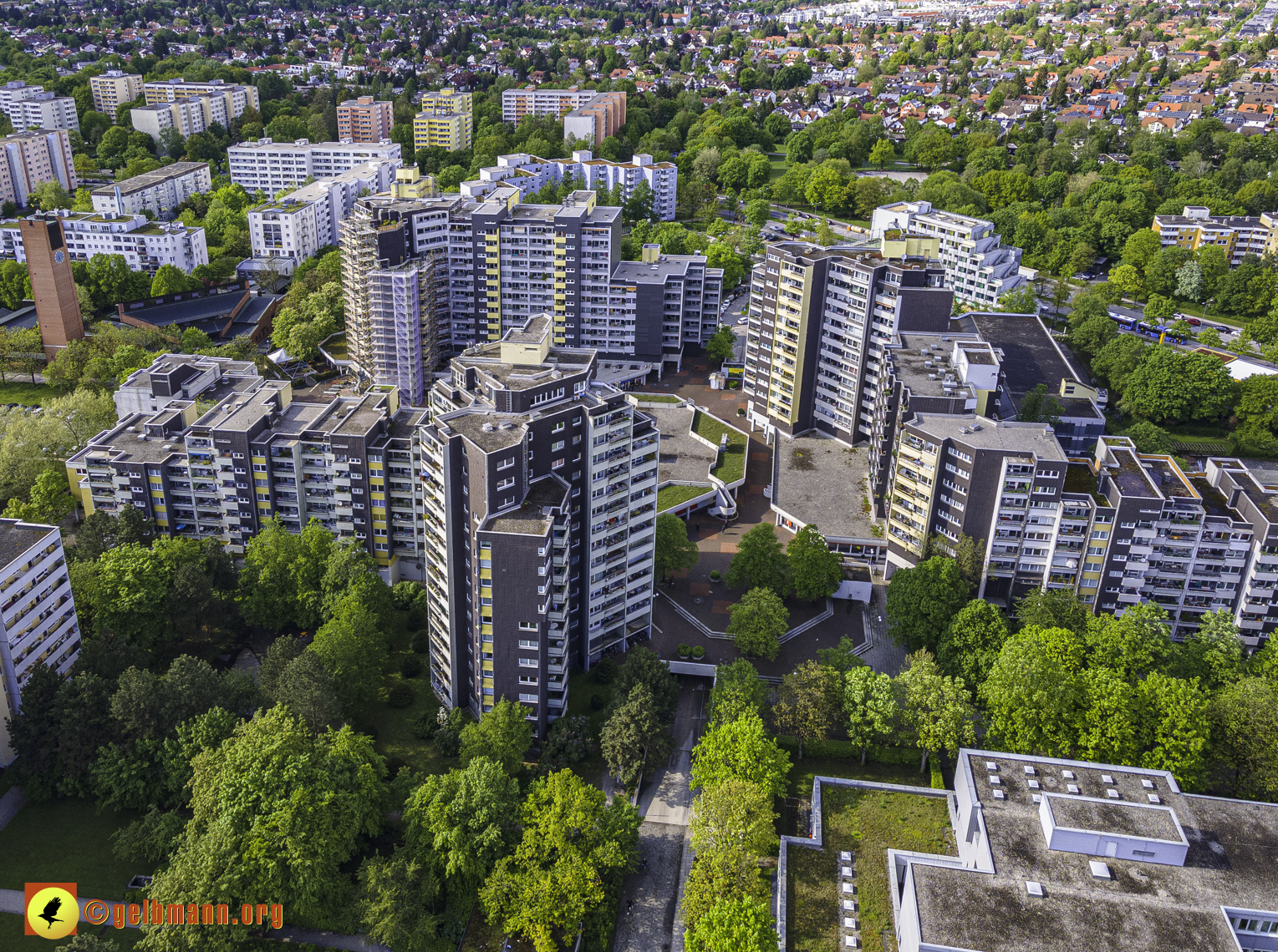19.05.2021 - Großsanierung im Marx-Zentrum und kleine Sanierung am Karl-Marx-Ring 25-62