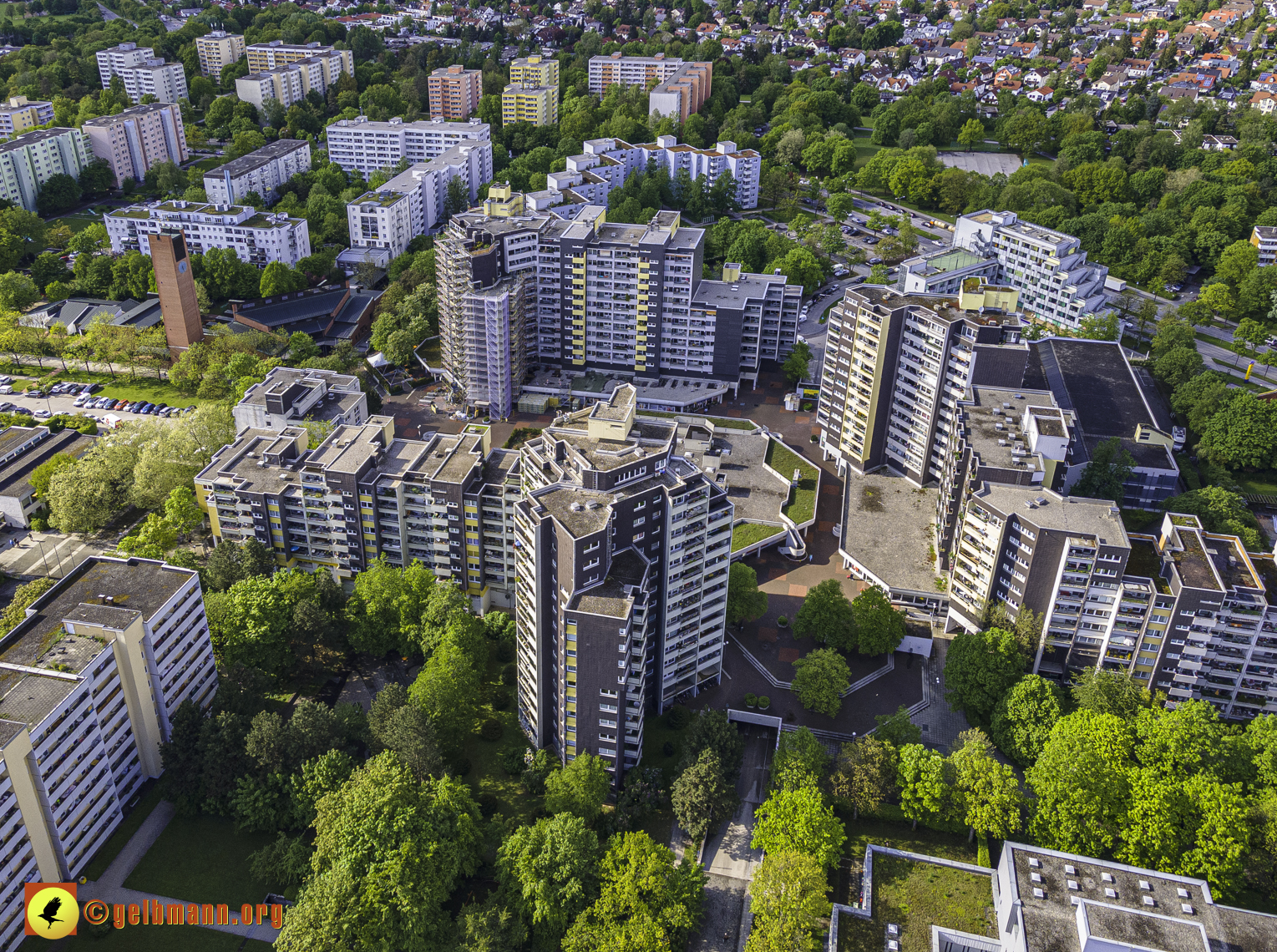 19.05.2021 - Großsanierung im Marx-Zentrum und kleine Sanierung am Karl-Marx-Ring 25-62