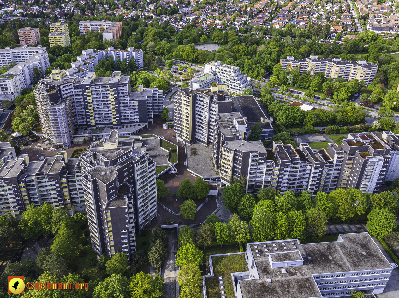 19.05.2021 - Großsanierung im Marx-Zentrum und kleine Sanierung am Karl-Marx-Ring 25-62