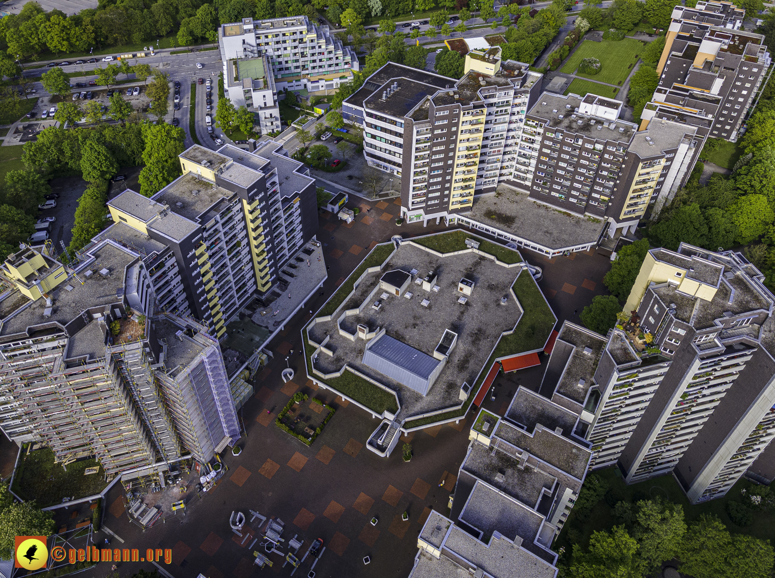 19.05.2021 - Großsanierung im Marx-Zentrum und kleine Sanierung am Karl-Marx-Ring 25-62