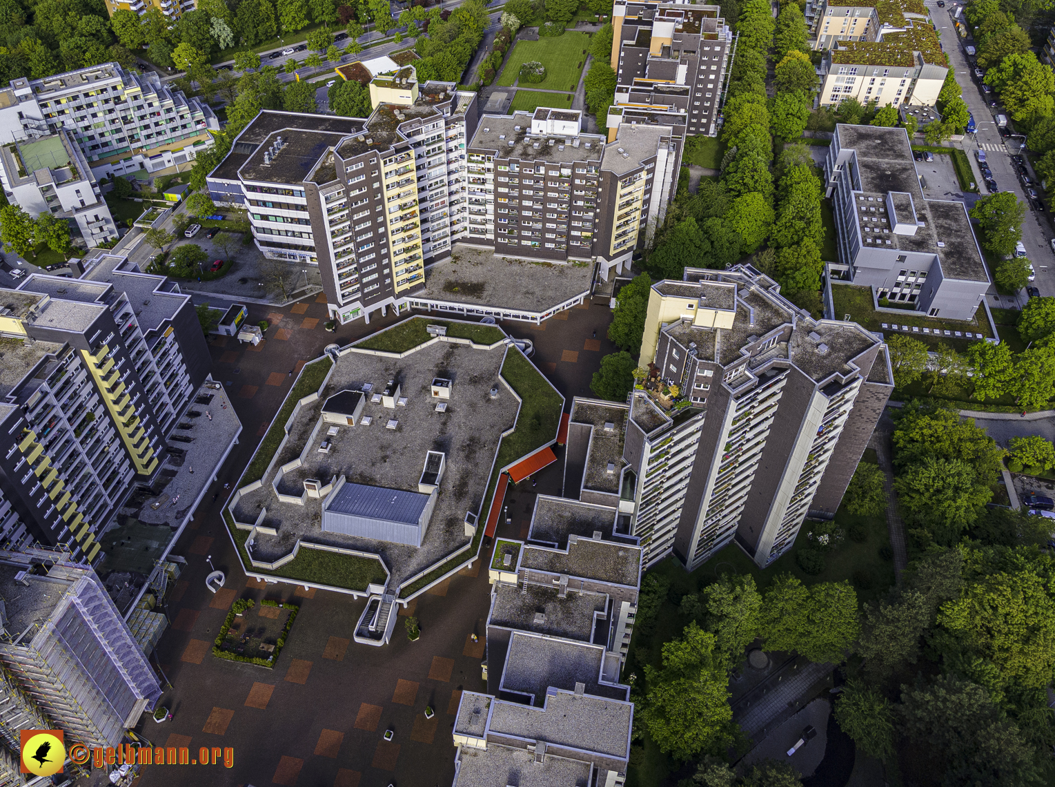 19.05.2021 - Großsanierung im Marx-Zentrum und kleine Sanierung am Karl-Marx-Ring 25-62