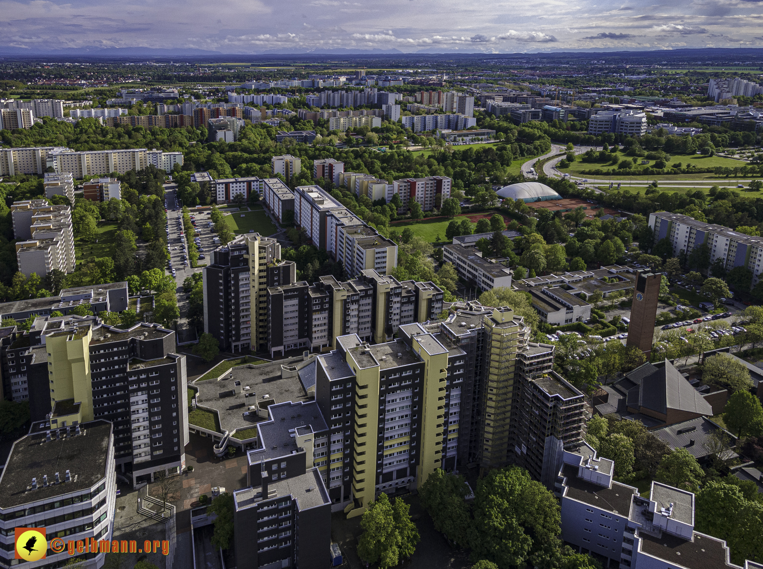 19.05.2021 - Großsanierung im Marx-Zentrum und kleine Sanierung am Karl-Marx-Ring 25-62