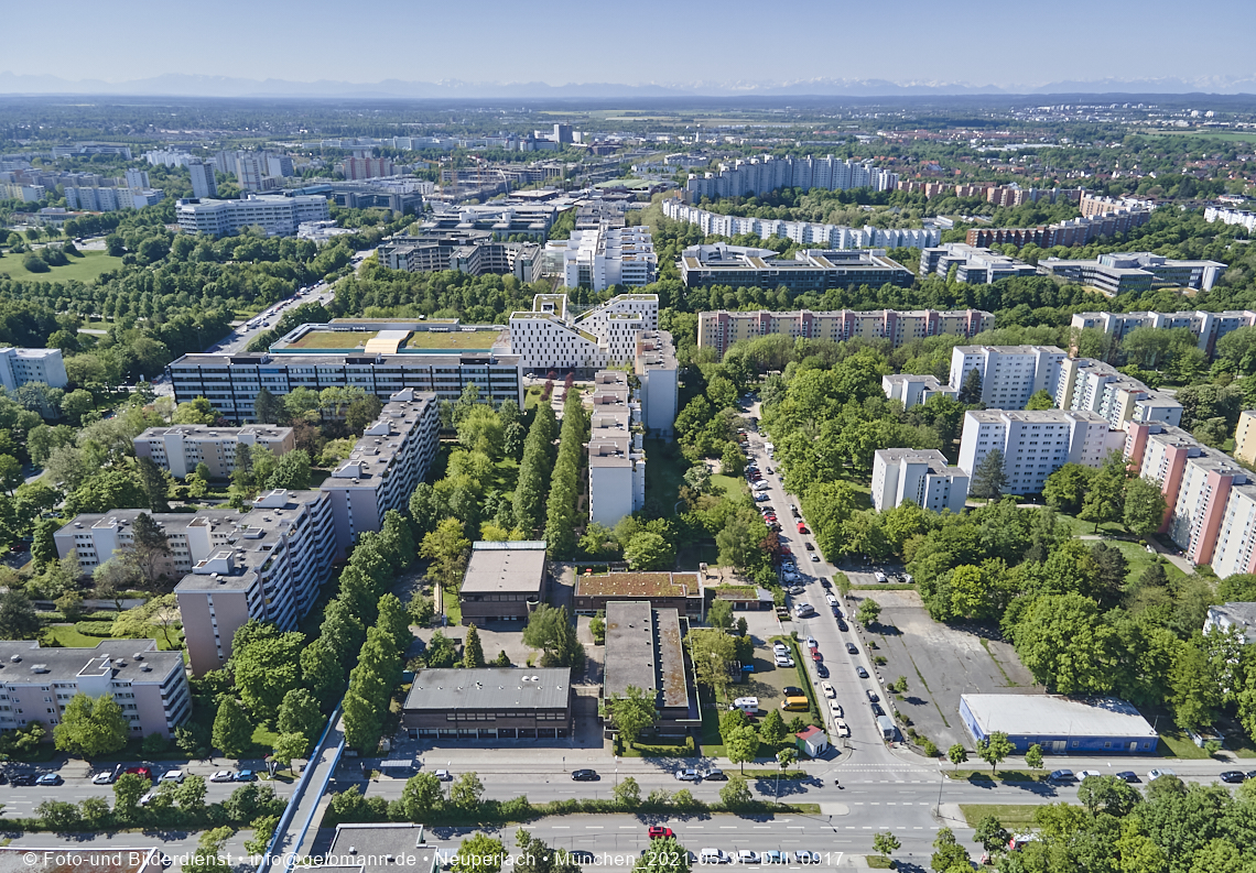 Wohnring und Plettzentrum in Neuperlach