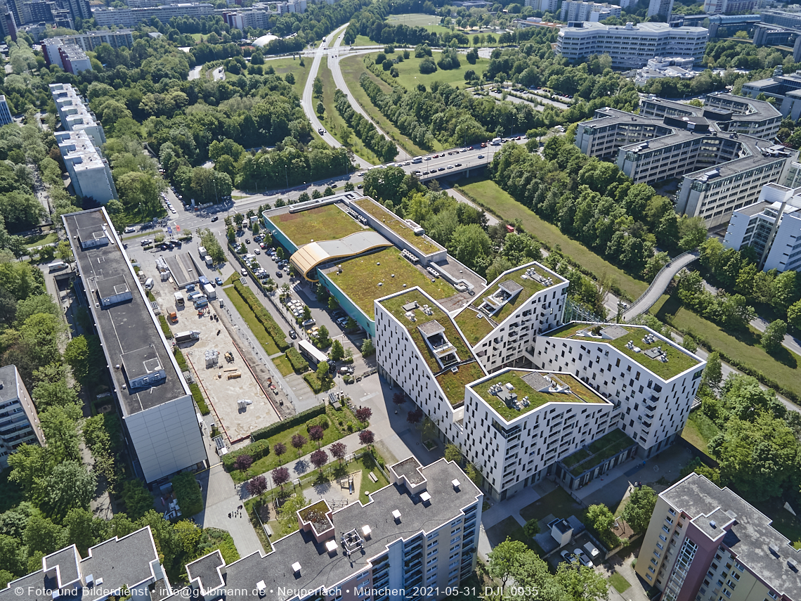 Wohnring und Plettzentrum in Neuperlach