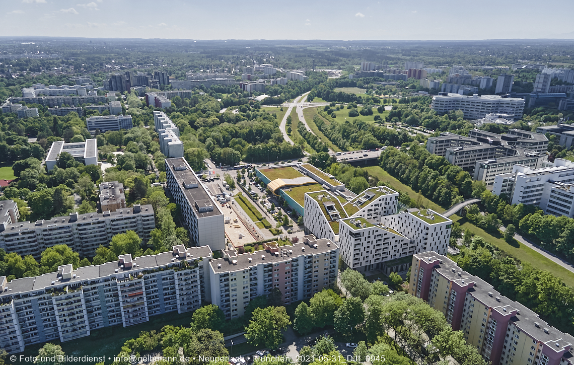 Wohnring und Plettzentrum in Neuperlach