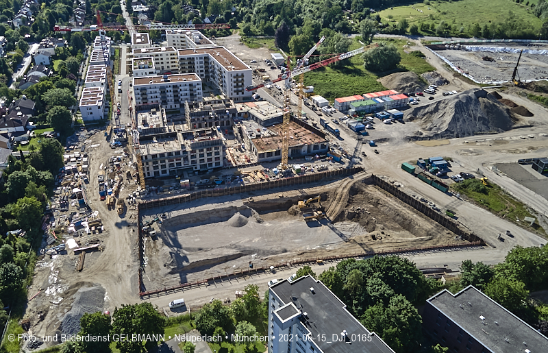 15.06.2021 - DEMOS Baustelle Alexisquartier - das Duett und Pandion Verde
