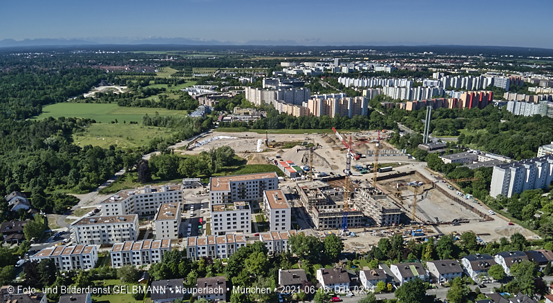 15.06.2021 - DEMOS Baustelle Alexisquartier - das Duett und Pandion Verde