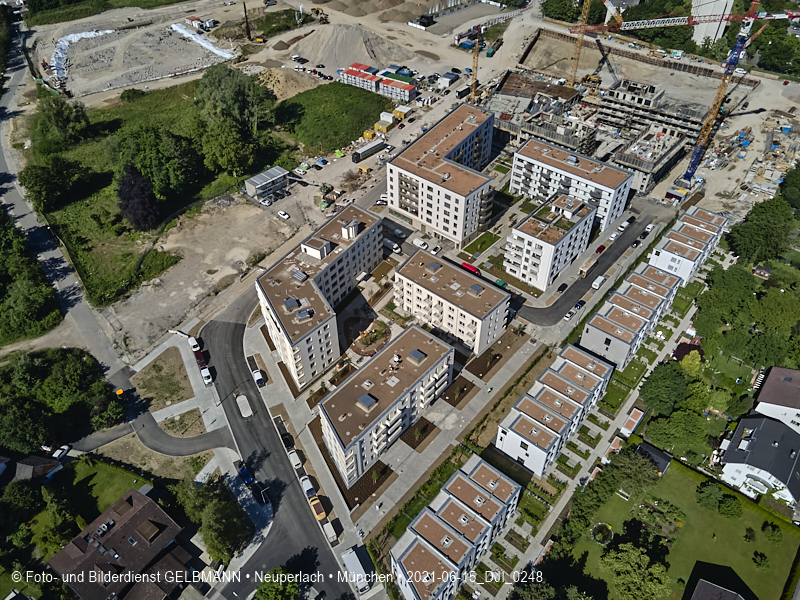 15.06.2021 - DEMOS Baustelle Alexisquartier - das Duett und Pandion Verde