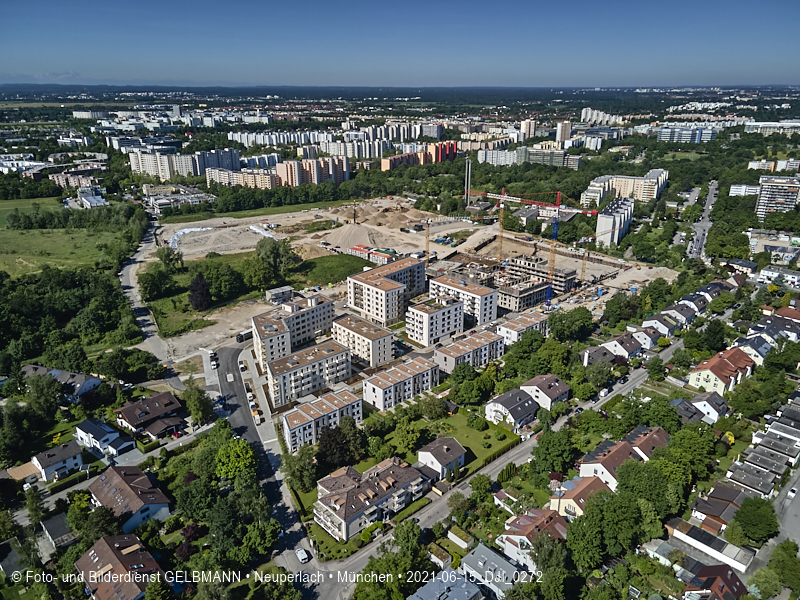 15.06.2021 - DEMOS Baustelle Alexisquartier - das Duett und Pandion Verde
