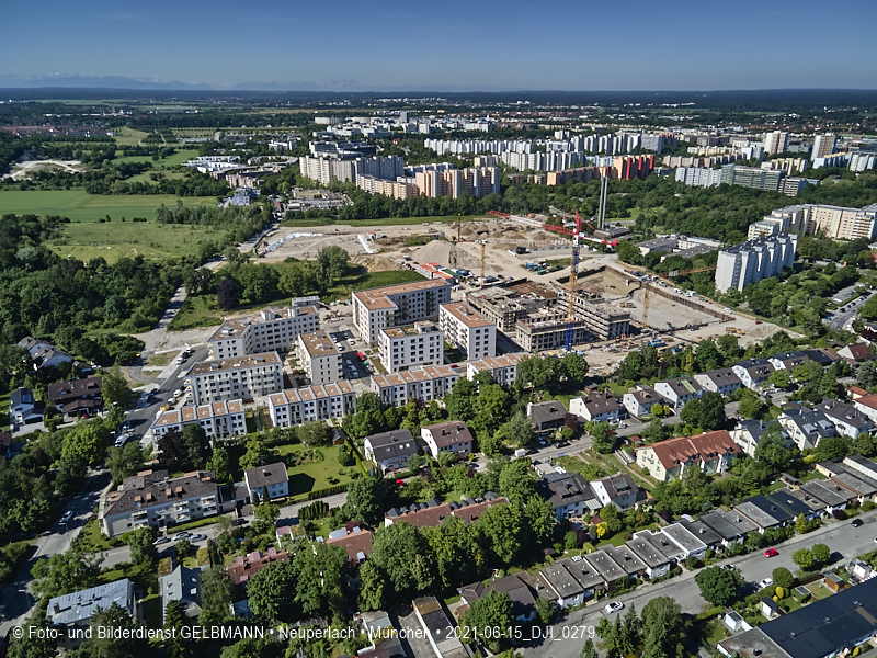 15.06.2021 - DEMOS Baustelle Alexisquartier - das Duett und Pandion Verde