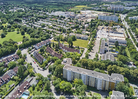 06.07.2021- Grundschule und Alexisquartier am Karl-Marx-Ring und Umgebung in Neuperlach