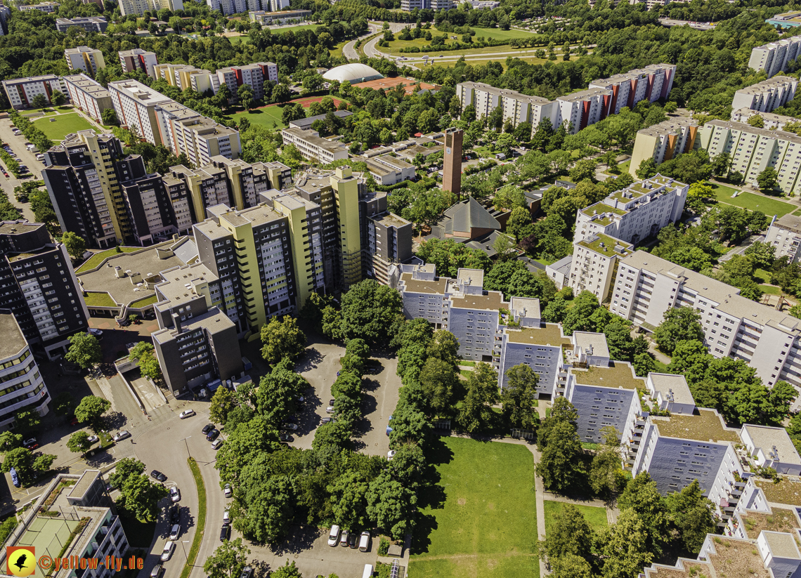 06.07.2021 - Marx-Zentrum und Wohnanlage am Karl-Marx-Ring 52-62