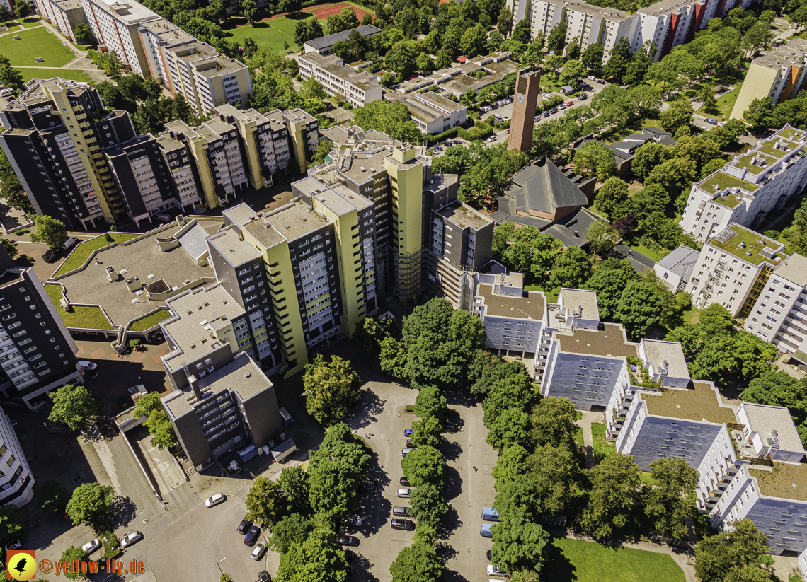 06.07.2021 - Marx-Zentrum und Wohnanlage am Karl-Marx-Ring 52-62