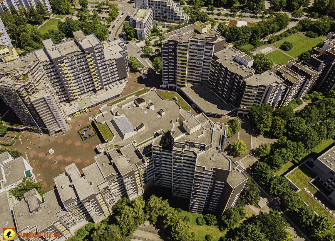 06.07.2021 - Marx-Zentrum und Wohnanlage am Karl-Marx-Ring 52-62