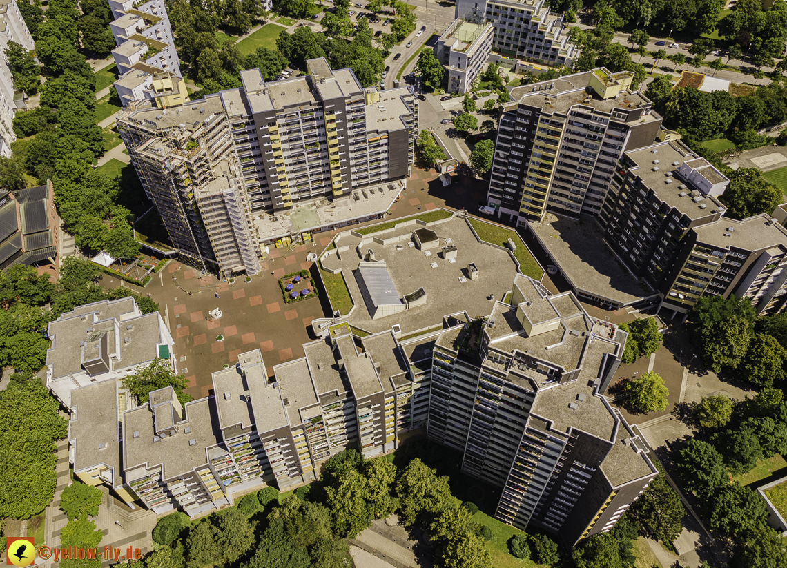 06.07.2021 - Marx-Zentrum und Wohnanlage am Karl-Marx-Ring 52-62